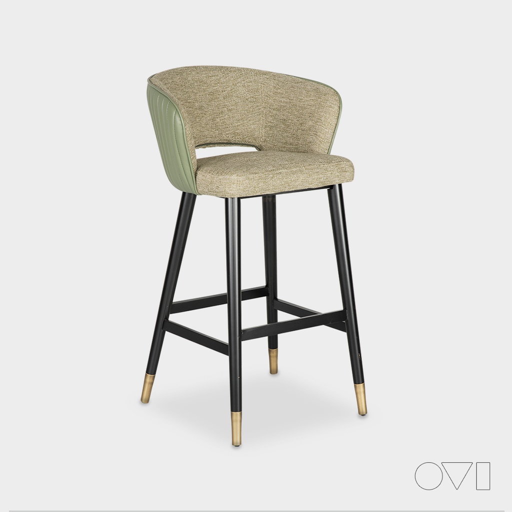 CURVO IV BAR STOOL