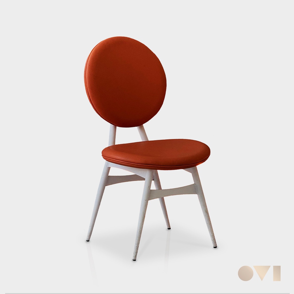 LOMI CHAIR